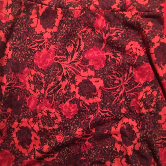 Lularoe bundle - Picture 2 of 3